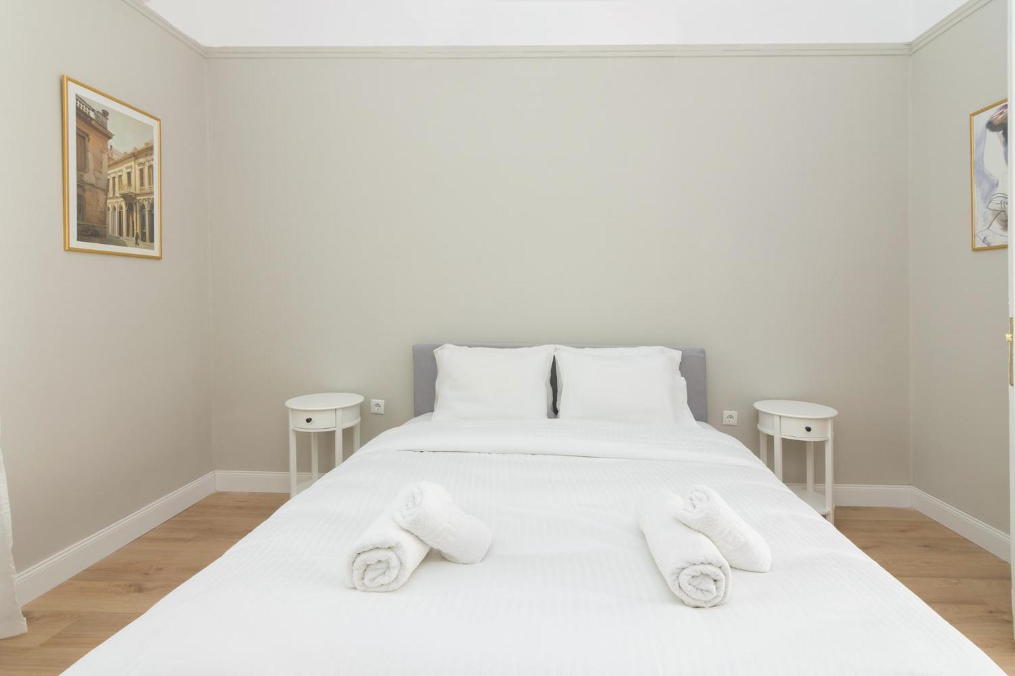 Great House W/ Private Parking Apartment Athens Exterior photo