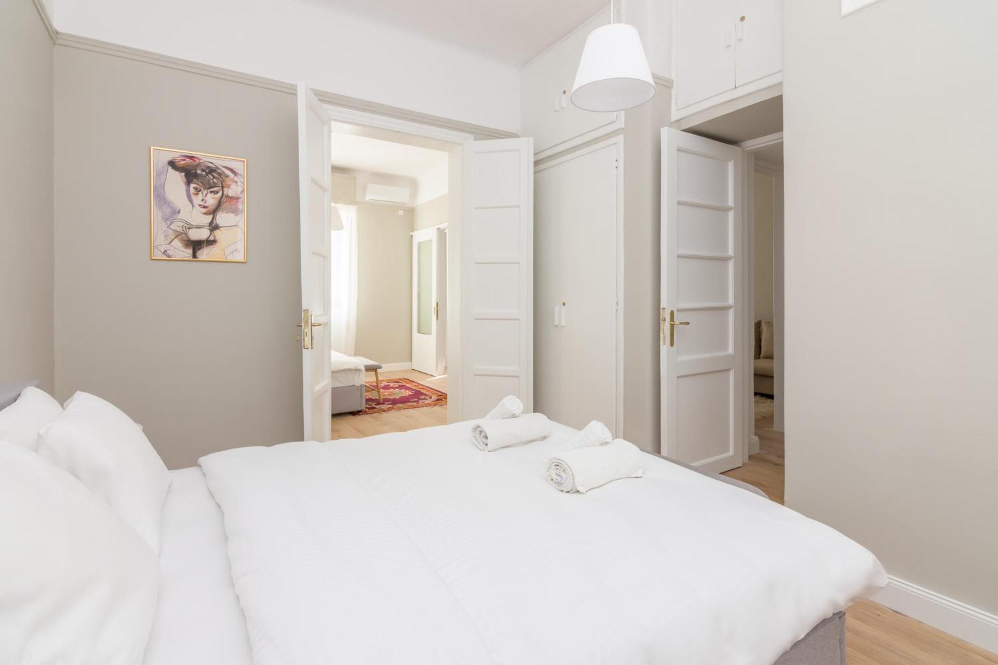 Great House W/ Private Parking Apartment Athens Exterior photo